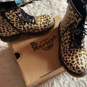 Dr Martens - Leopard Boots